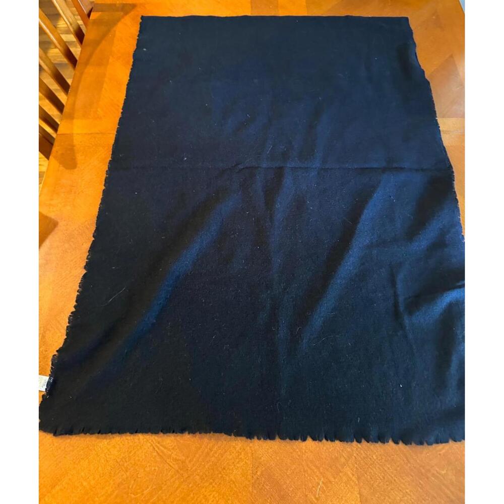 Old Navy Black Fleece Wrap - Picture 1 of 4